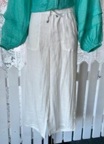 White 3/4 Linen Pants